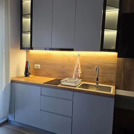 Olive Breeze Drymades *