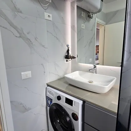 Olive Breeze Drymades * Dhërmi