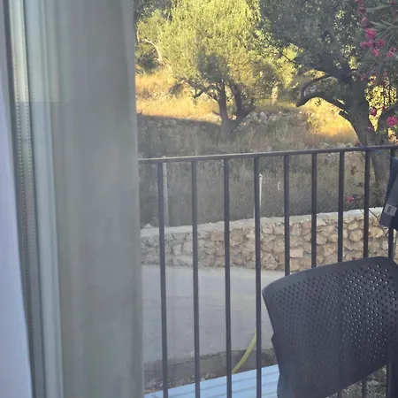 Olive Breeze Drymades Apartman *